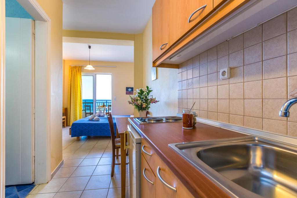 Atlantis Aparthotel Plakiász Kültér fotó
