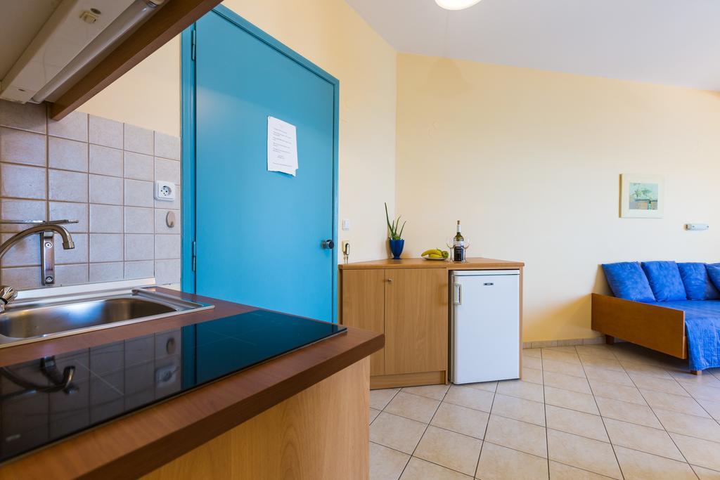 Atlantis Aparthotel Plakiász Kültér fotó